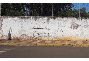 A pichação, o grafite, a história e Adamantina