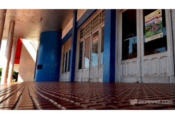 Cine Santo Antônio, em Adamantina (Foto: Acácio Rocha).