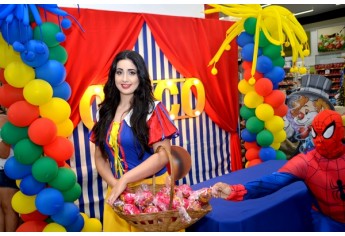 Confraternização movimentou manhã deste sábado no Supermercado Godoy (Foto: Maikon Moraes/Siga Mais).