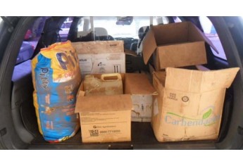 Carga de defensivos agrícolas apreendida ontem (8) pela Polícia Civil de Adamantina, em Flórida Paulista (Foto: Cedida/Deinter 8).