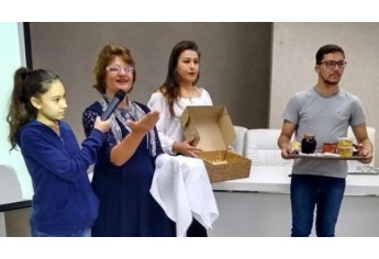 Apresentação do Empório Flamejante Club. Produtos regionais adquiridos por meio de e.commerce (Acervo Pessoal).