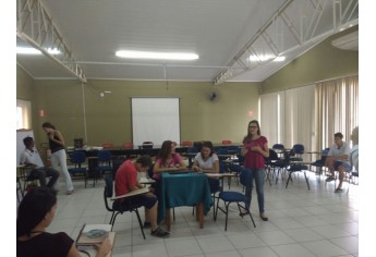 Palestra foi conduzida pelo jornalista Rogério Pires (Foto: Cedida).
