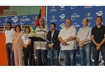 Abertura dos 11º Jogos Universitários JUNIFAI ocorreu neste sábado (12) no Ginásio Municipal de Esportes (Foto: Jesana Lima/UniFAI).