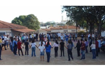 Encontro objetivou integrar os gremistas das escolas e organizar de forma coletiva propostas de melhoria para as escolas estaduais (Foto: Cedida).