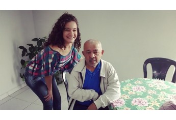 Alunos da Polícia Mirim fizeram visita ao Lar dos Velhos de Adamantina (Foto: Cedida).