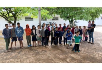 Iniciada visitação à unidade móvel de nanotecnologia, que está em Adamantina nesta quinta e sexta (Foto: Lucas Bonora).