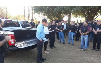 Ampla operação, envolvendo Polícia Civil, Polícia Militar, Poder Judiciário e Ministério Público, prendeu 7 pessoas por envolvimento com o tráfico de drogas, em Pacaembu (Fotos: Cedidas).