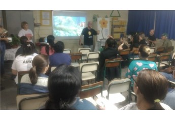 Palestras foram realizadas junto às escolas, neste mês de maio (Foto: Da Assessoria).