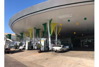 Auto Posto Cocipa de Adamantina, na torcida pela Seleção Brasileira na Copa do Mundo (Foto: Siga Mais).