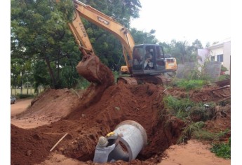 Retomadas obras no prolongamento da Padre Nóbrega/Ponte do Caldeira (Foto: Assessoria de Imprensa).