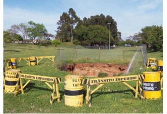No Parque dos Pioneiros, técnicos do IPT avaliaram situação do local (Foto: Arquivo).