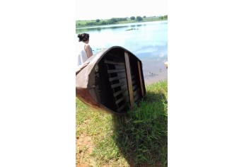Barco com a inscrição Arca de Noé era ocupado pelos pescadores (Foto: Cedida).