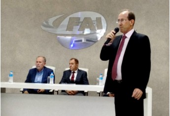 Cerimônia do Jaleco foi organizada pelo Centro Acadêmico de Medicina da UniFAI e contou com a presença de autoridades, docentes e centenas de convidados (Fotos: Daniel Torres e Marco Atílio).