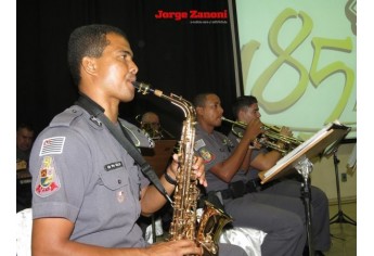 Batalhão da Polícia Militar, sediado em Dracena, completa 38 anos de atuação na Alta Paulista. Cerimônia foi marcada por homenagens (Foto: Jorge Zaonini).