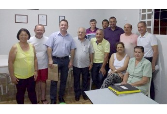 Eleição da nova diretoria, com o ex-presidente Ivanildo Maia (Foto: Cedida).