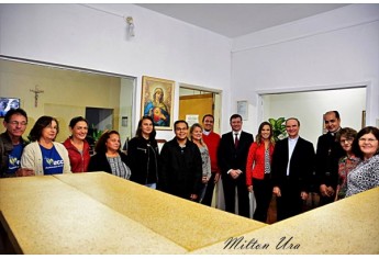 Bispo Diocesano Dom Luiz Cipolini é recepcionado no PAI Nosso Lar (Foto: Milton Ura / No Click com o Senhor).