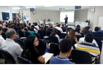 Solenidade realizada no auditório do campus  2 marcou a posse de Paulo Sérgio e Fábio Botteon como reitor e vice-reitor da UniFAI (Foto: UniFAI).