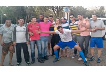 Encontro realizado em Adamantina reuniu antigos moradores da Casa do Garoto (Foto: Arquivo Pessoal/Cedida).