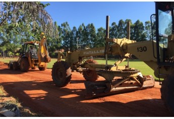 Mutirão revitaliza praça esportiva e combate focos do Aedes Aegypti no Jardim Adamantina.