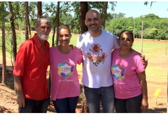 Mutirão revitaliza praça esportiva e combate focos do Aedes Aegypti no Jardim Adamantina.