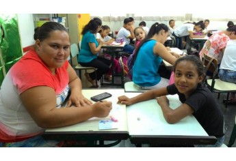 Emef Teruyo Kikuta celebra o dia da Família na Escola