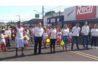 Desfile da Independência, neste 7 de setembro, em Adamantina (Foto: Cedida).