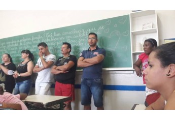 Emef Teruyo Kikuta celebra o dia da Família na Escola