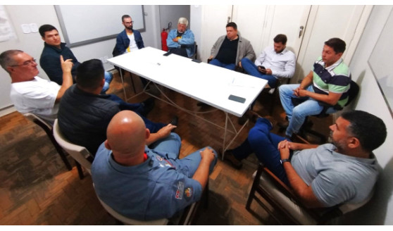 Comissão municipal discute medidas para redução de acidentes no trânsito de Adamantina 