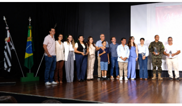 Evento reúne comunidade e promove conscientização sobre adoção em Adamantina