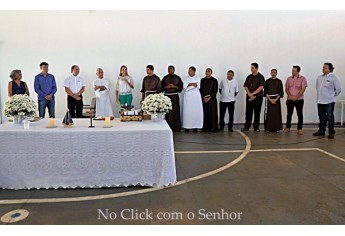 Autoridades foram recepcionadas no PAI Nosso Lar (Foto: Milton Ura/No Click com o Senhor).