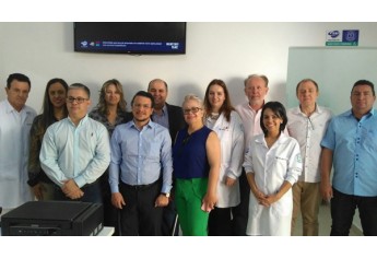 Dirigentes da UniFAI, professores, estudantes, funcionários e autoridades marcam presença na inauguração do Ambulatório de Ensino de Especialidades Médicas da UnIFAI (Foto: Cedida).