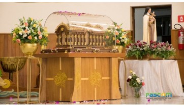 Mariápolis recebe relíquias de Santa Teresinha do Menino Jesus
