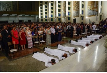 Cerimônia de ordenação dos novos diáconos da Diocese de Marília, realizada em Osvaldo Cruz (Fotos: Erica Montilha | Diocese de Marília).