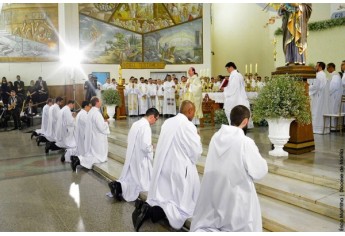 Cerimônia de ordenação dos novos diáconos da Diocese de Marília, realizada em Osvaldo Cruz (Fotos: Erica Montilha | Diocese de Marília).