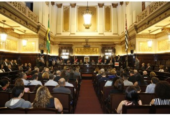 Solenidade reuniu os homenageados, autoridades civis e militares, amigos, familiares e servidores da Justiça (Foto:  Comunicação Social TJSP ? AC).