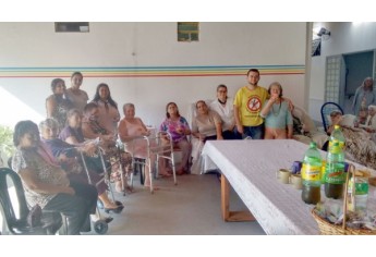 Equipe da ESF Centro promove atividades no Lar dos Velhos