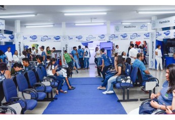 Mostra de Profissões recebe visitantes no campus 2 da UniFAI (Foto: Celso Sato/UniFAI).