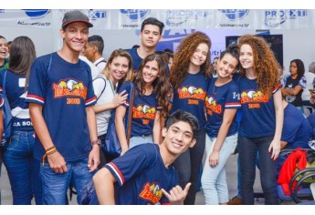 Mostra de Profissões recebe visitantes no campus 2 da UniFAI (Foto: Celso Sato/UniFAI).