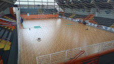 Em Adamantina, ginásio de esportes Paulo Camargo recebe novo piso vinílico, melhorias e equipamentos