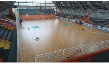 Em Adamantina, ginásio de esportes Paulo Camargo recebe novo piso vinílico, melhorias e equipamentos