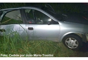 Acidente envolveu duas ambulâncias, uma van, um carro de passeio e uma moto, na SP-294, em Iacri (Foto: João Mário Trentini/Reprodução: Site Bastos Já).