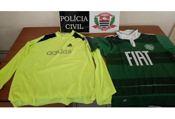 Objetos localizados pela Polícia Civil de Adamantina com autor de furtos. Com a divulgação instituição busca identificar novas vítimas (Foto: DIG Adamantina)