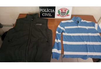 Objetos localizados pela Polícia Civil de Adamantina com autor de furtos. Com a divulgação instituição busca identificar novas vítimas (Foto: DIG Adamantina)