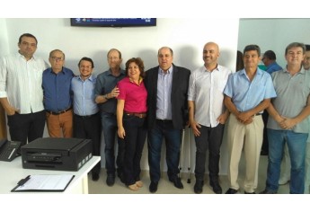 Dirigentes da UniFAI, professores, estudantes, funcionários e autoridades marcam presença na inauguração do Ambulatório de Ensino de Especialidades Médicas da UnIFAI (Foto: Cedida).
