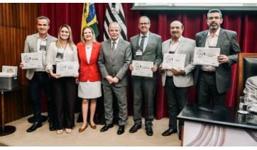 Prefeitura de Adamantina recebe Selo Prata do Tribunal de Contas por atuação da Ouvidoria Municipal
