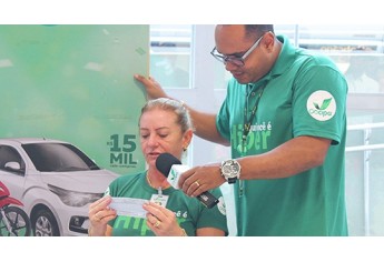 Sorteio da quinta e penúltima extração da campanha Cliente Feliz aconteceu neste sábado (5), na Cocipa Hipermercado (Foto: Da Assessoria).