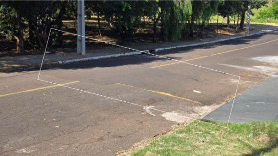 Removido há meses, moradores pedem novo redutor de velocidade na Rua Santos Dumont