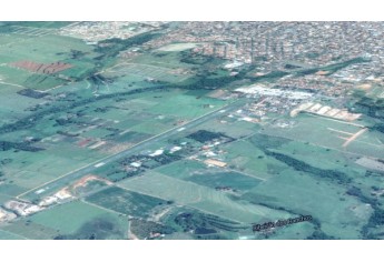 Aeródromo de Adamantina tem pista de 1.150 metros (Google).