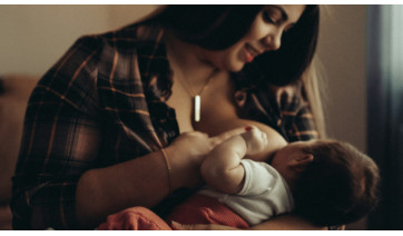 Em SP, nova lei estadual garante que mães possam amamentar filhos em creches 