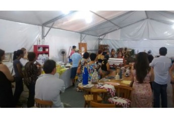 Feira foi realizada em Tupã, movimentando setor do artesanato local e regional (Foto: Divulgação).